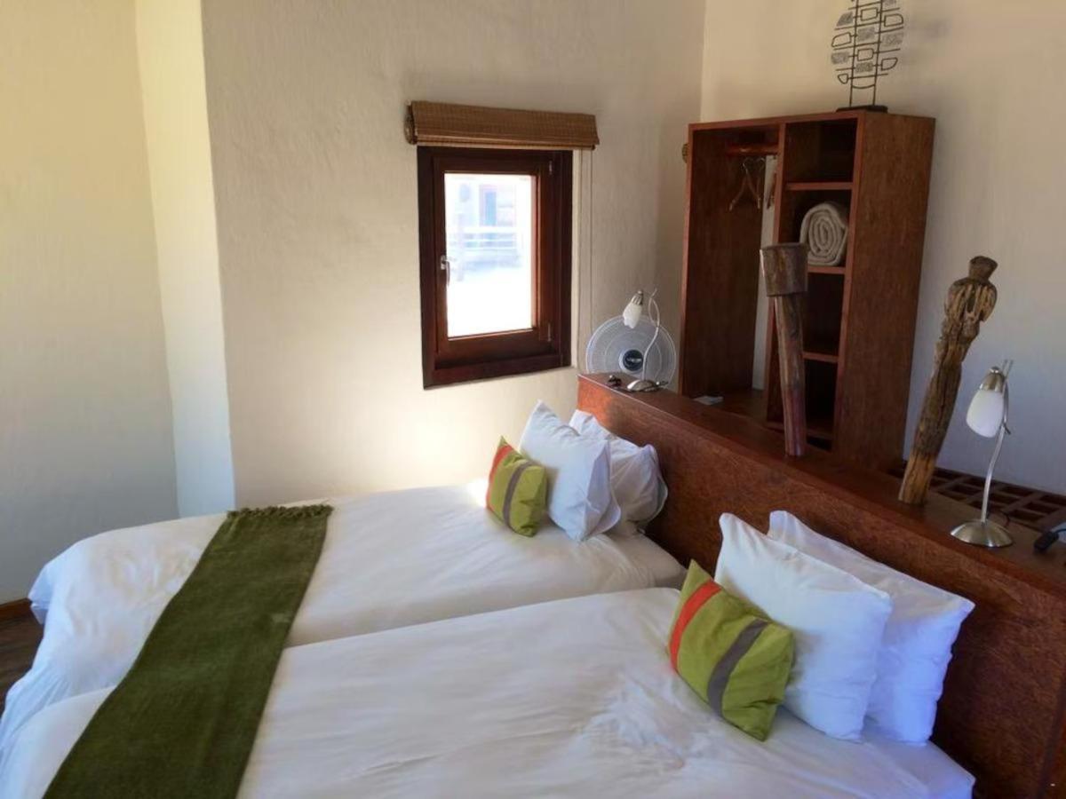 Desert Breeze Lodge Swakopmund Ngoại thất bức ảnh