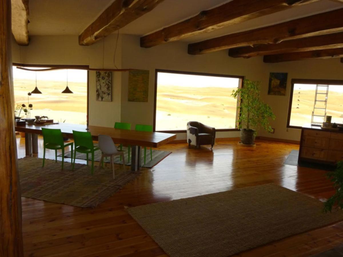 Desert Breeze Lodge Swakopmund Ngoại thất bức ảnh